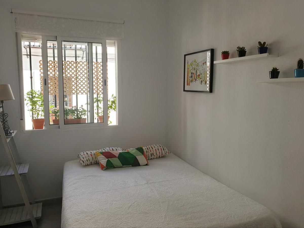 Apto. Planta Baja Y Cochera Barrio San Basilio 科爾多瓦 外观 照片